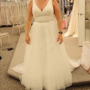 David’s Bridal Wedding Dress - new with tags
